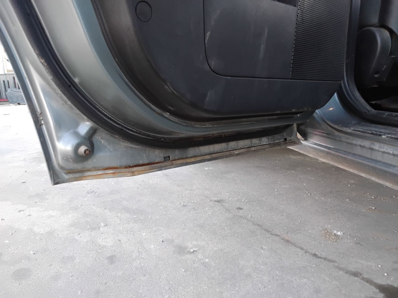 https://f005.backblazeb2.com/file/img-partshotlines-com/Inventory/MA472/Vehicle/28373_32.jpg