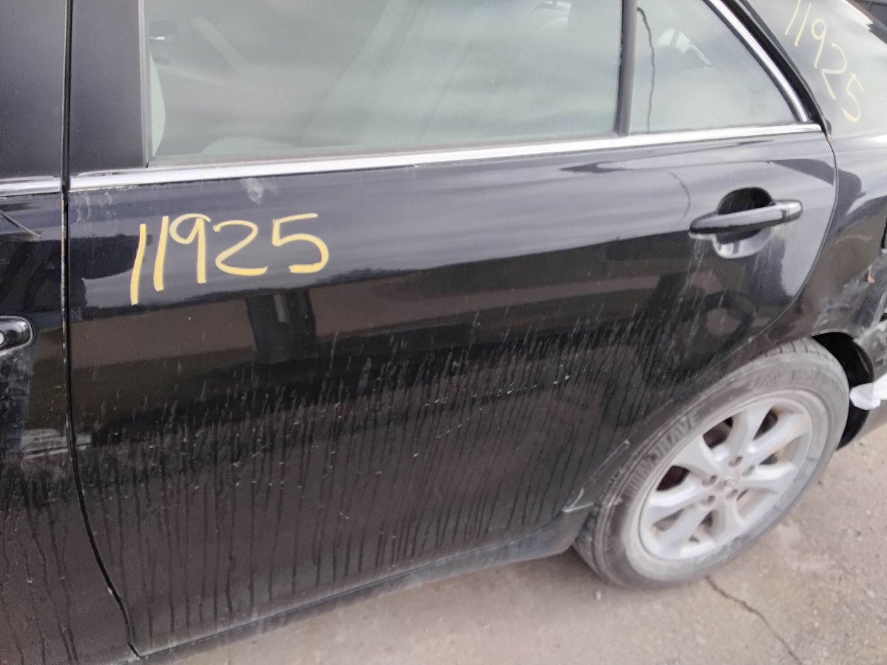 https://f005.backblazeb2.com/file/img-partshotlines-com/Inventory/MA472/Vehicle/28417_08.jpg