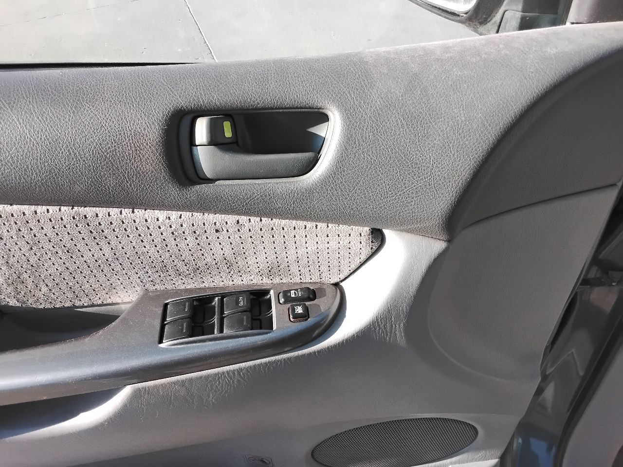 https://f005.backblazeb2.com/file/img-partshotlines-com/Inventory/MA472/Vehicle/28431_42.jpg