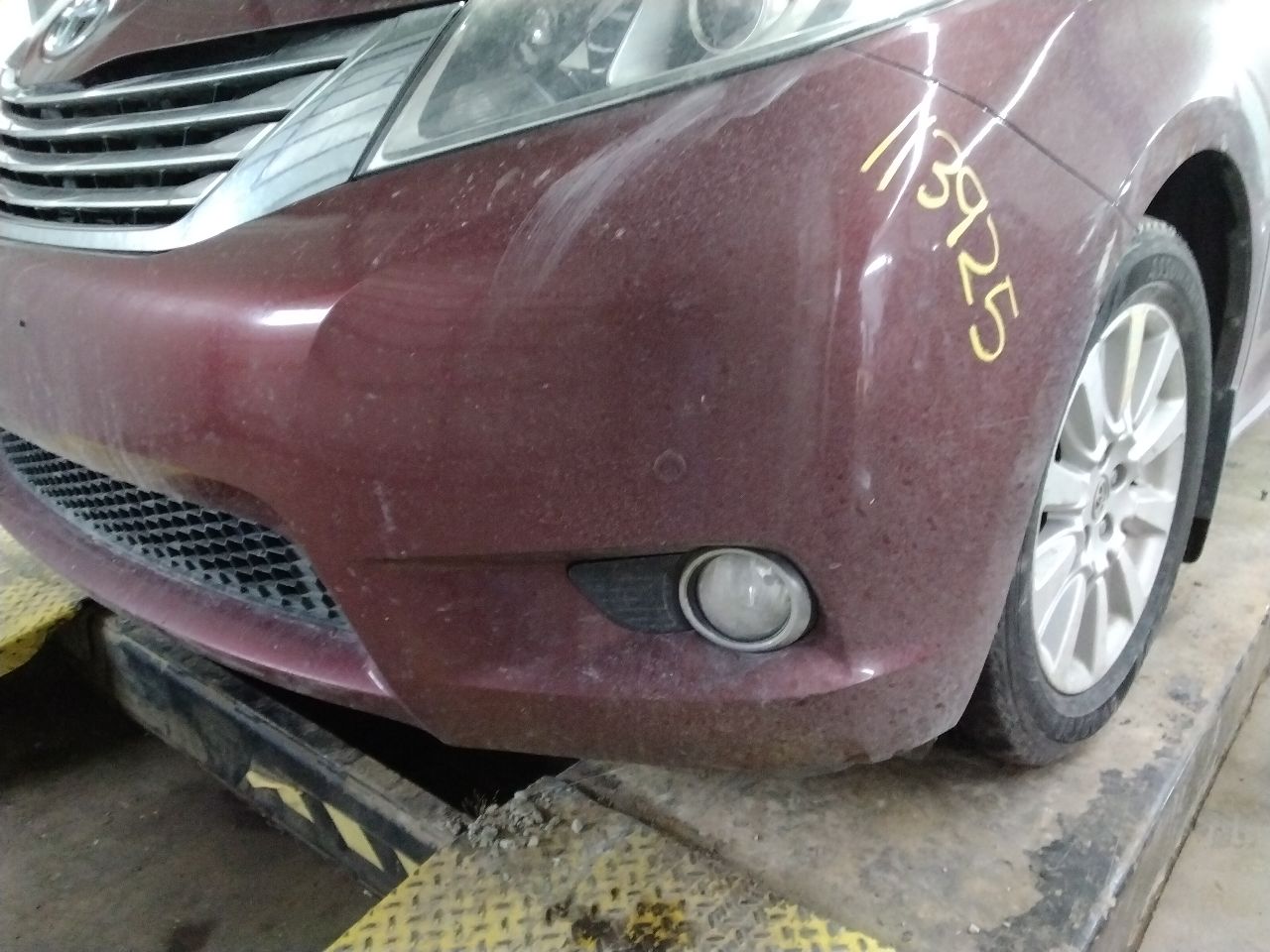 https://f005.backblazeb2.com/file/img-partshotlines-com/Inventory/MA472/Vehicle/28593_05.jpg