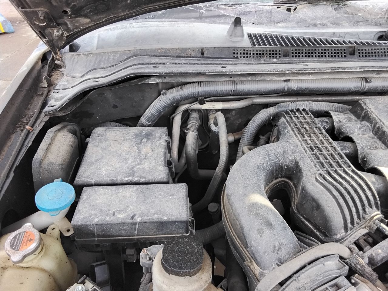 https://f005.backblazeb2.com/file/img-partshotlines-com/Inventory/MA472/Vehicle/28595_05.jpg
