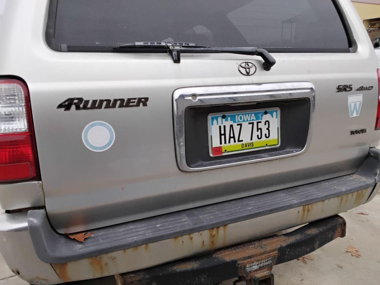 https://f005.backblazeb2.com/file/img-partshotlines-com/Inventory/MA472/Vehicle/28598_10.jpg