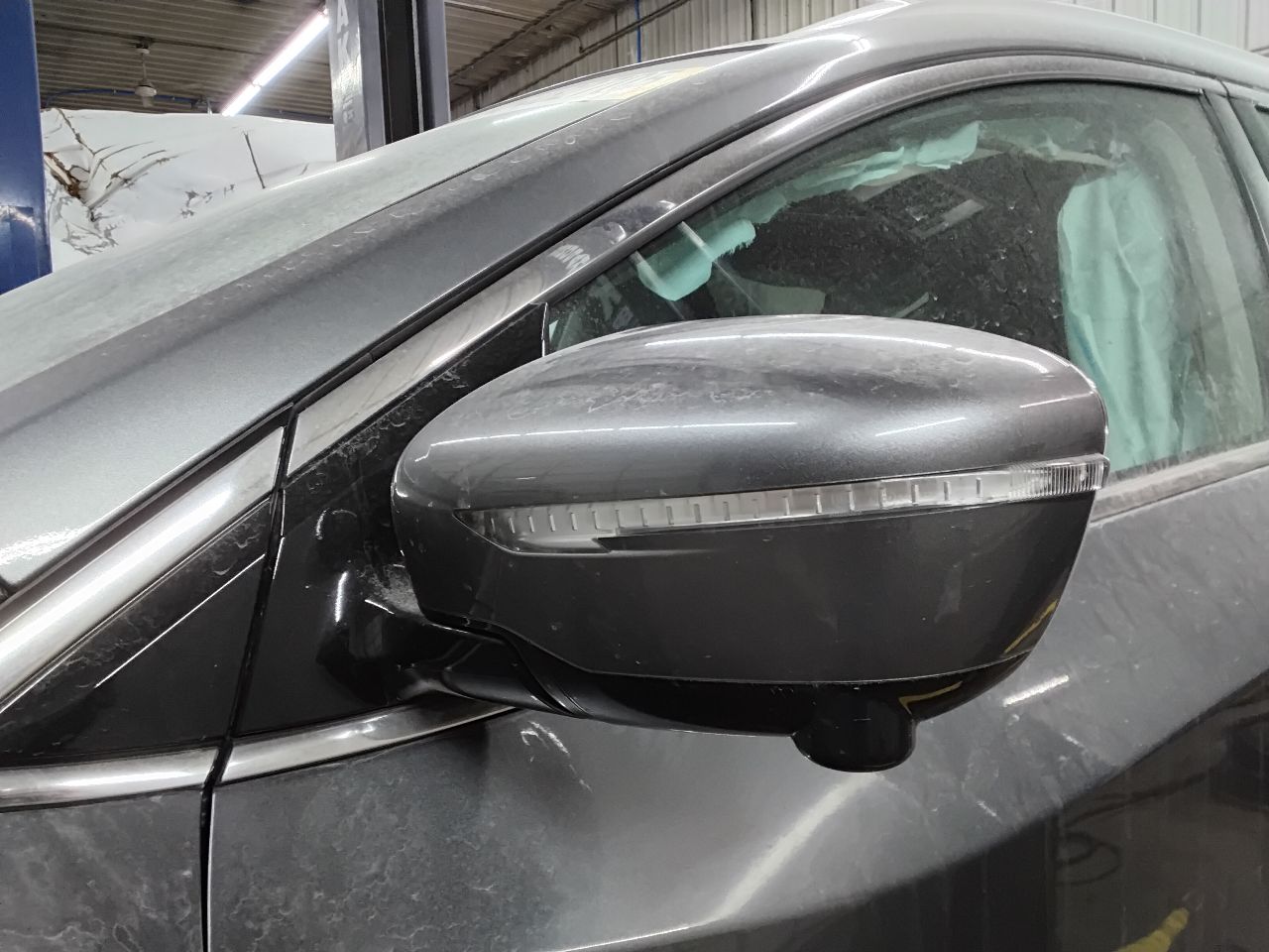 https://f005.backblazeb2.com/file/img-partshotlines-com/Inventory/MA472/Vehicle/28810_09.jpg