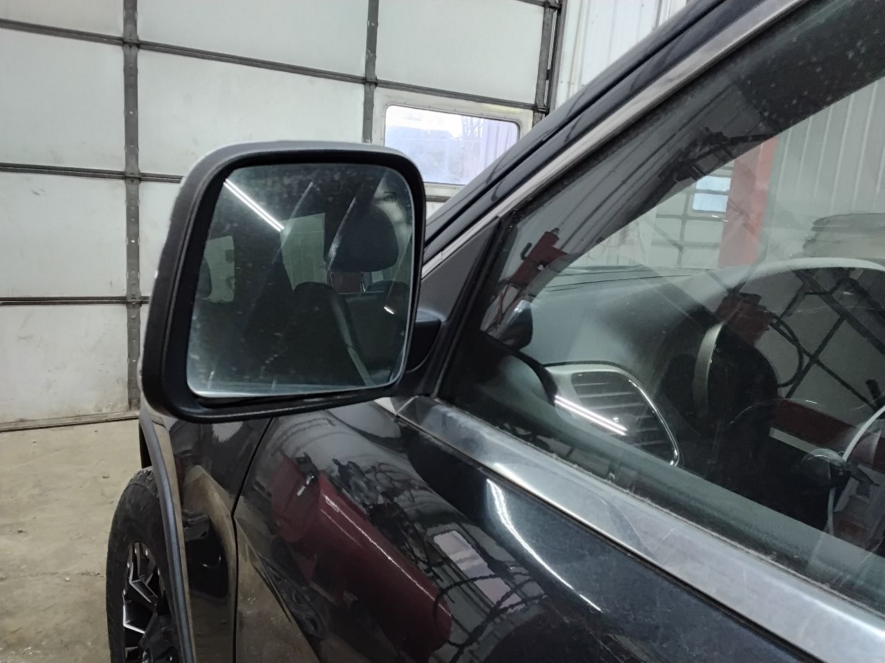 https://f005.backblazeb2.com/file/img-partshotlines-com/Inventory/MA472/Vehicle/28822_09.jpg