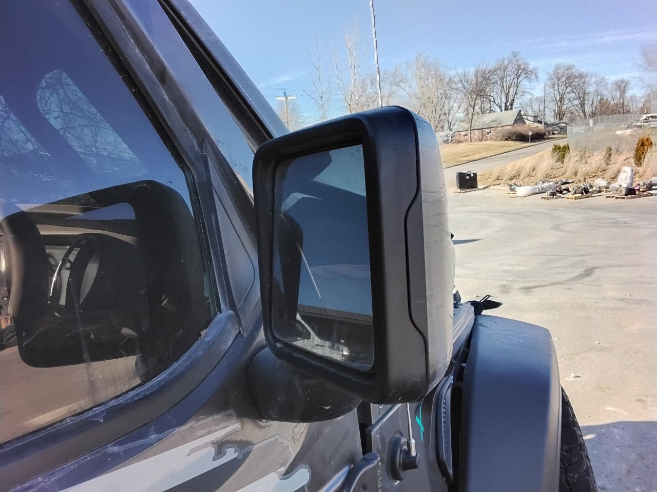 https://f005.backblazeb2.com/file/img-partshotlines-com/Inventory/MA472/Vehicle/28863_07.jpg