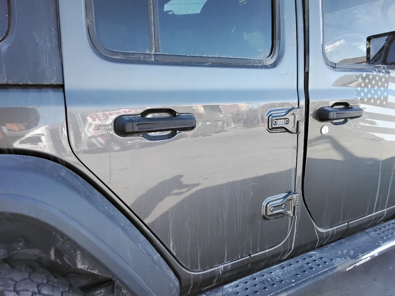 https://f005.backblazeb2.com/file/img-partshotlines-com/Inventory/MA472/Vehicle/28863_10.jpg
