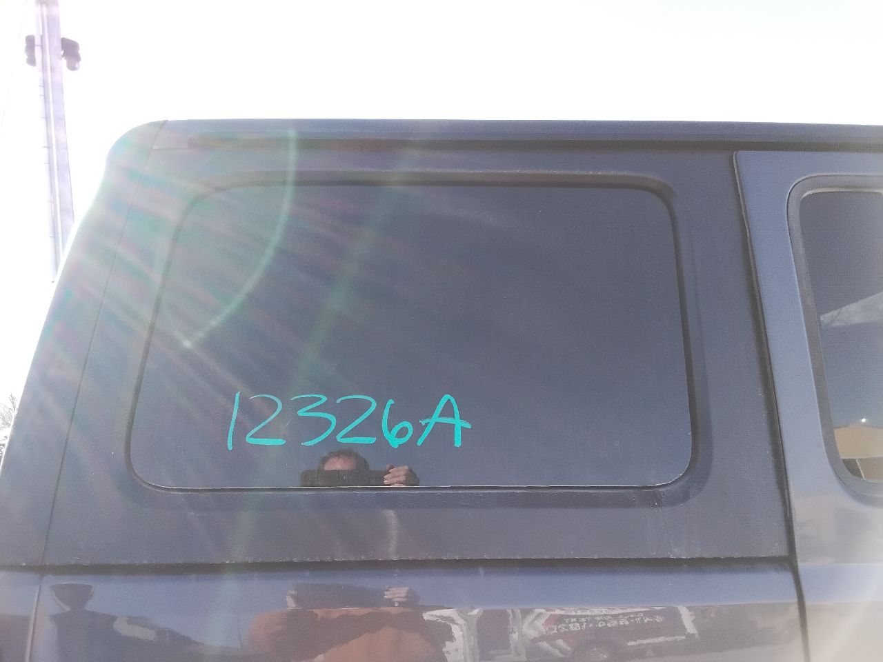 https://f005.backblazeb2.com/file/img-partshotlines-com/Inventory/MA472/Vehicle/28863_12.jpg