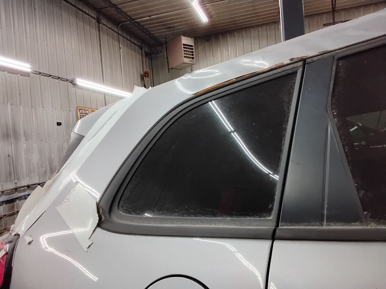 https://f005.backblazeb2.com/file/img-partshotlines-com/Inventory/MA472/Vehicle/28965_10.jpg