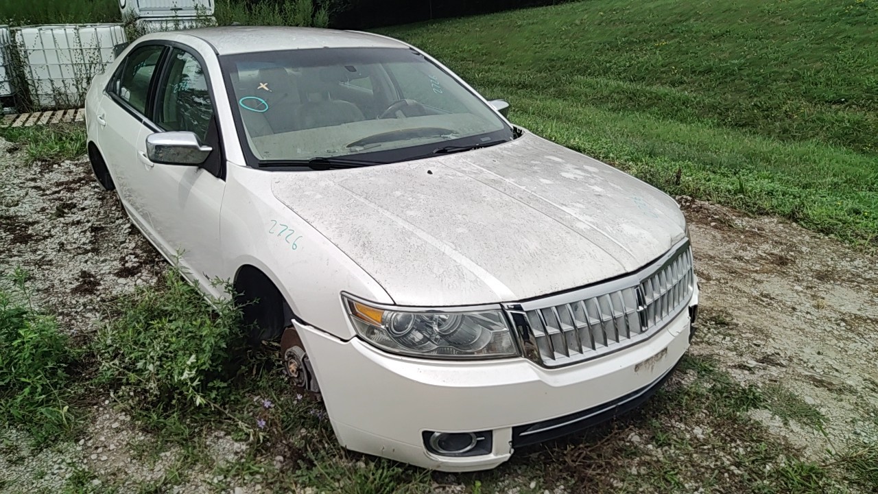 https://f005.backblazeb2.com/file/img-partshotlines-com/Inventory/MA472/Vehicle/29053_04.jpg