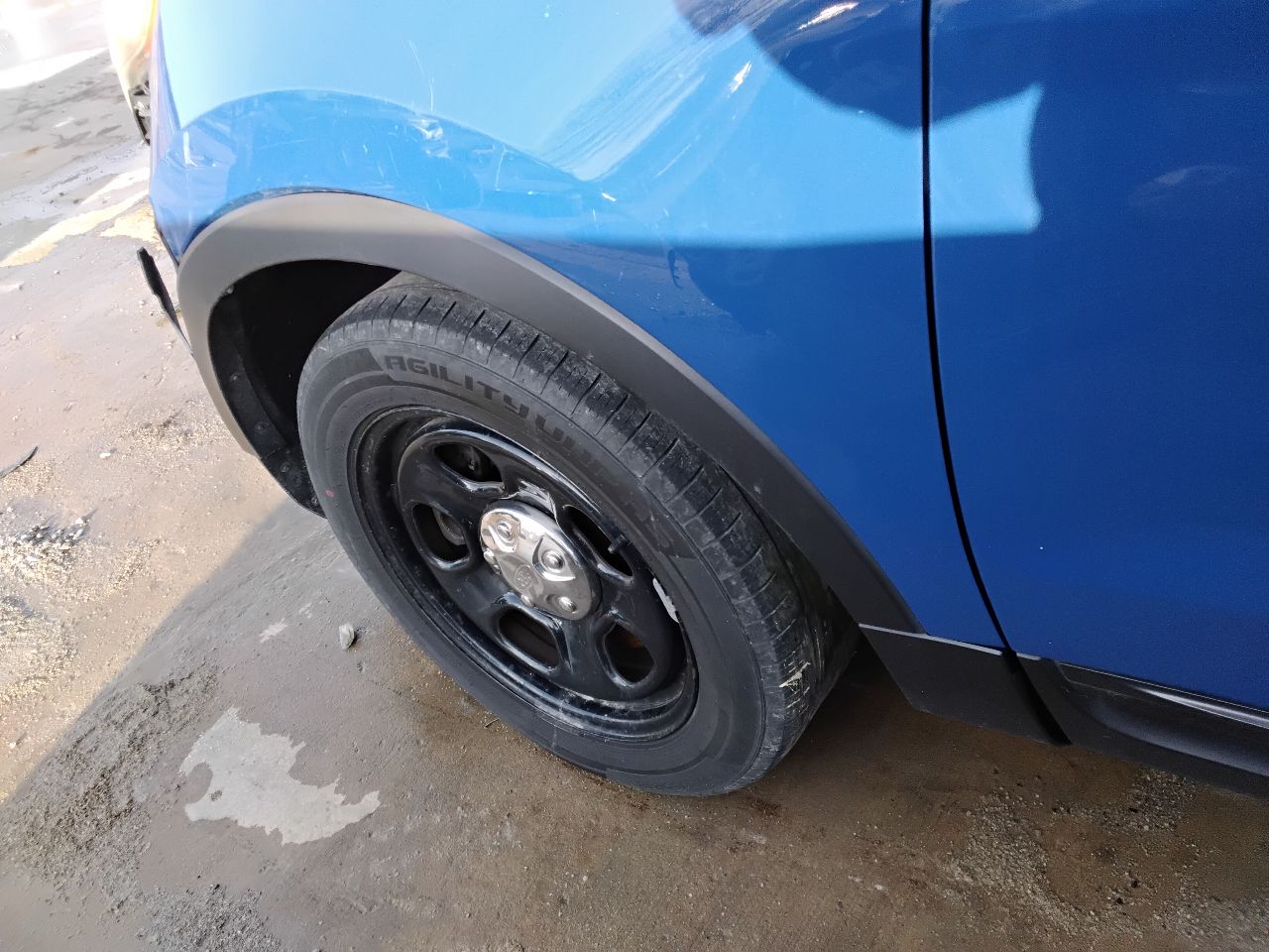 https://f005.backblazeb2.com/file/img-partshotlines-com/Inventory/MA472/Vehicle/29138_06.jpg