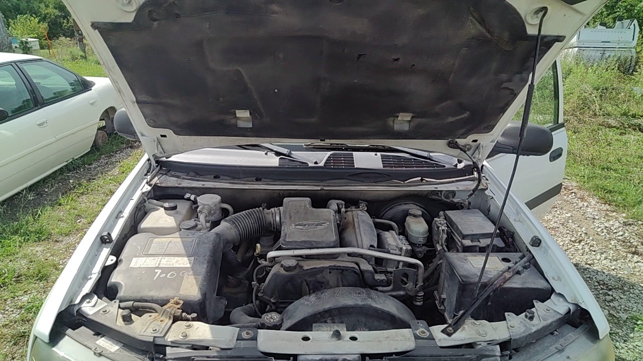 https://f005.backblazeb2.com/file/img-partshotlines-com/Inventory/MA472/Vehicle/29203_10.jpg