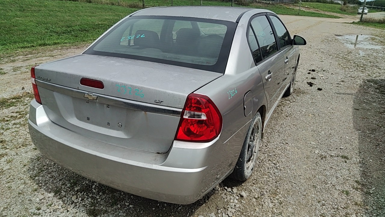 https://f005.backblazeb2.com/file/img-partshotlines-com/Inventory/MA472/Vehicle/29206_05.jpg