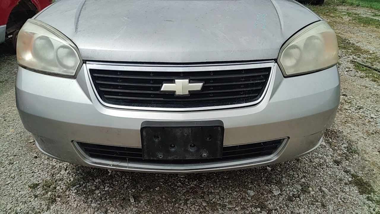 https://f005.backblazeb2.com/file/img-partshotlines-com/Inventory/MA472/Vehicle/29206_08.jpg