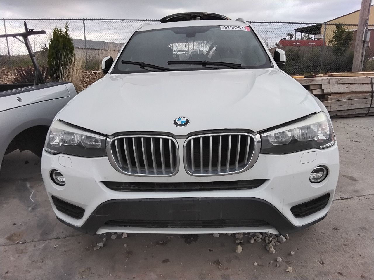 https://f005.backblazeb2.com/file/img-partshotlines-com/Inventory/MA472/Vehicle/29398_02.jpg