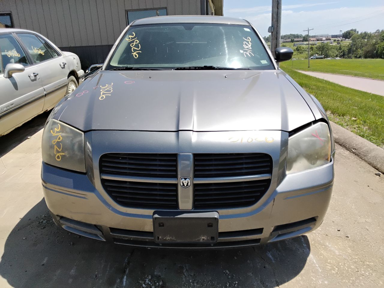 https://f005.backblazeb2.com/file/img-partshotlines-com/Inventory/MA472/Vehicle/29401_02.jpg