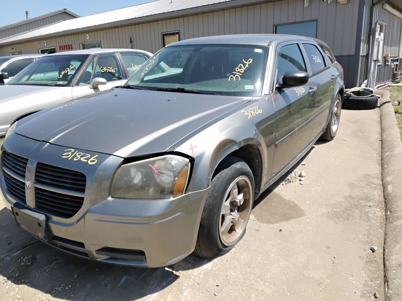 https://f005.backblazeb2.com/file/img-partshotlines-com/Inventory/MA472/Vehicle/29401_03.jpg