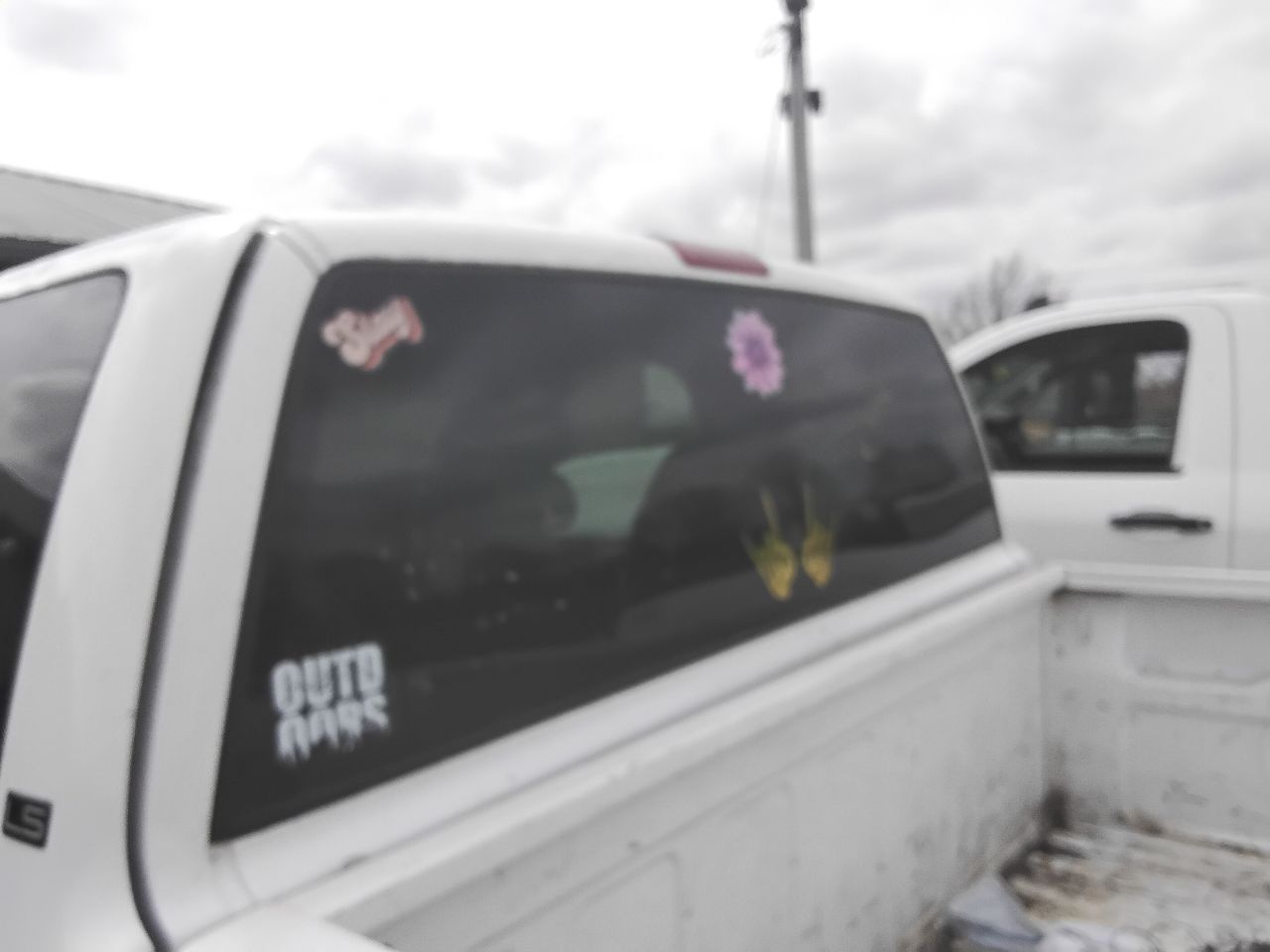 https://f005.backblazeb2.com/file/img-partshotlines-com/Inventory/MA472/Vehicle/29448_10.jpg