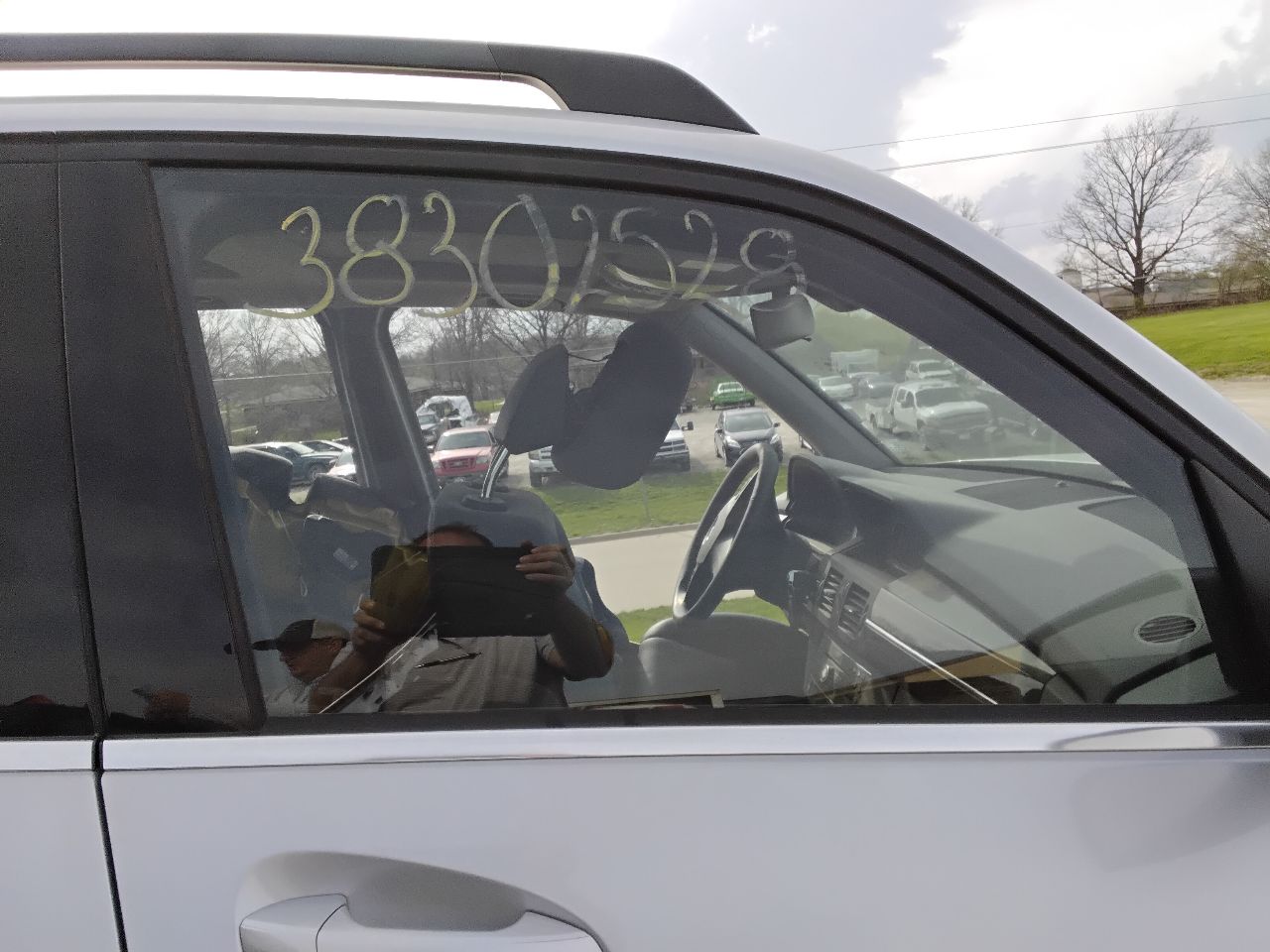 https://f005.backblazeb2.com/file/img-partshotlines-com/Inventory/MA472/Vehicle/29469_12.jpg