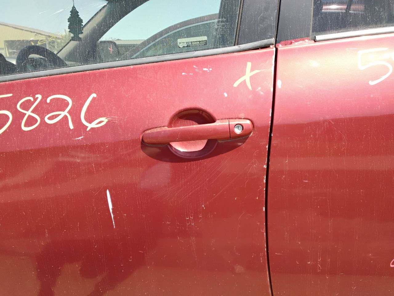 https://f005.backblazeb2.com/file/img-partshotlines-com/Inventory/MA472/Vehicle/29647_11.jpg