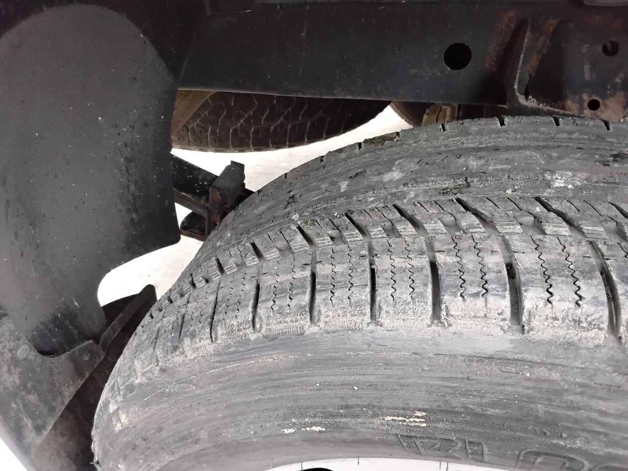 https://f005.backblazeb2.com/file/img-partshotlines-com/Inventory/MA472/Vehicle/29742_10.jpg