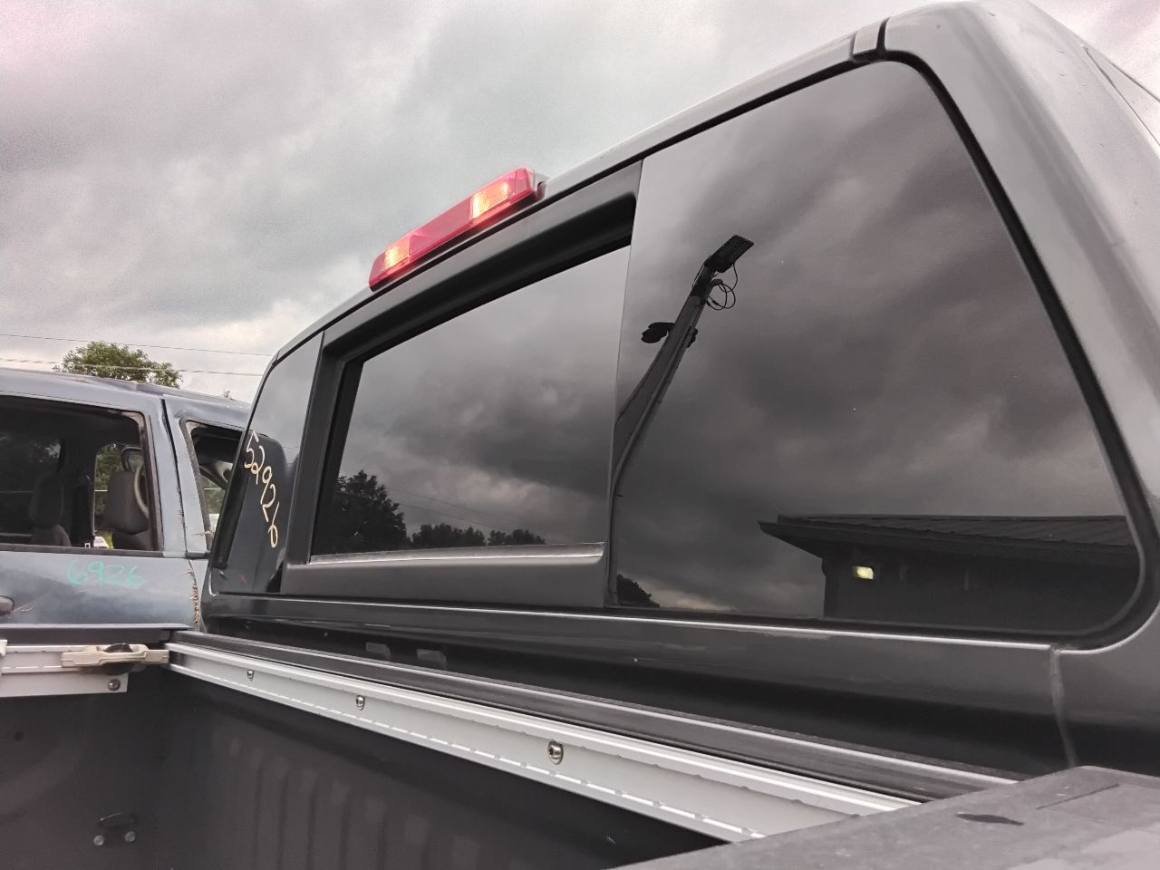 https://f005.backblazeb2.com/file/img-partshotlines-com/Inventory/MA472/Vehicle/29742_11.jpg