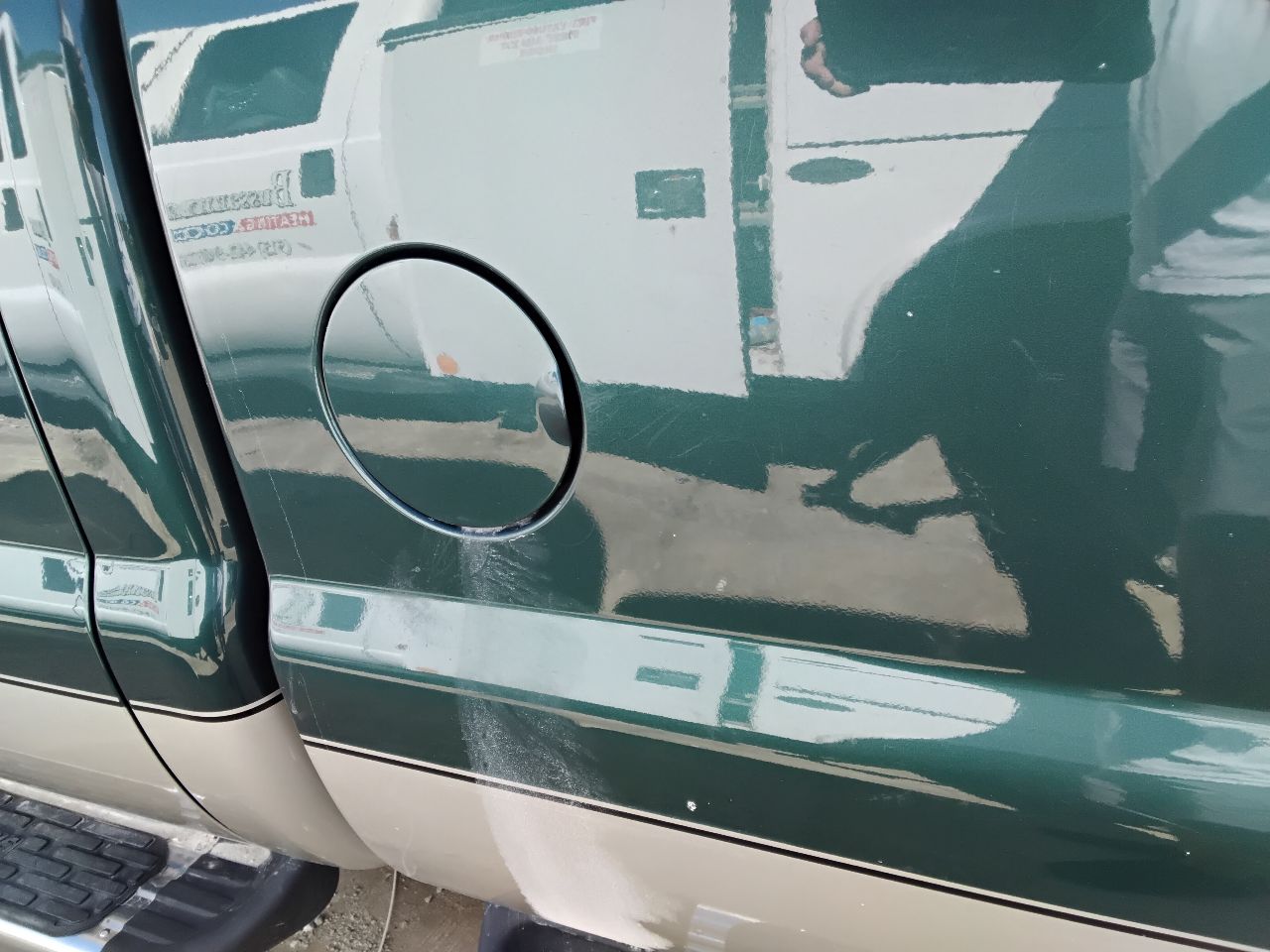 https://f005.backblazeb2.com/file/img-partshotlines-com/Inventory/MA472/Vehicle/29779_12.jpg