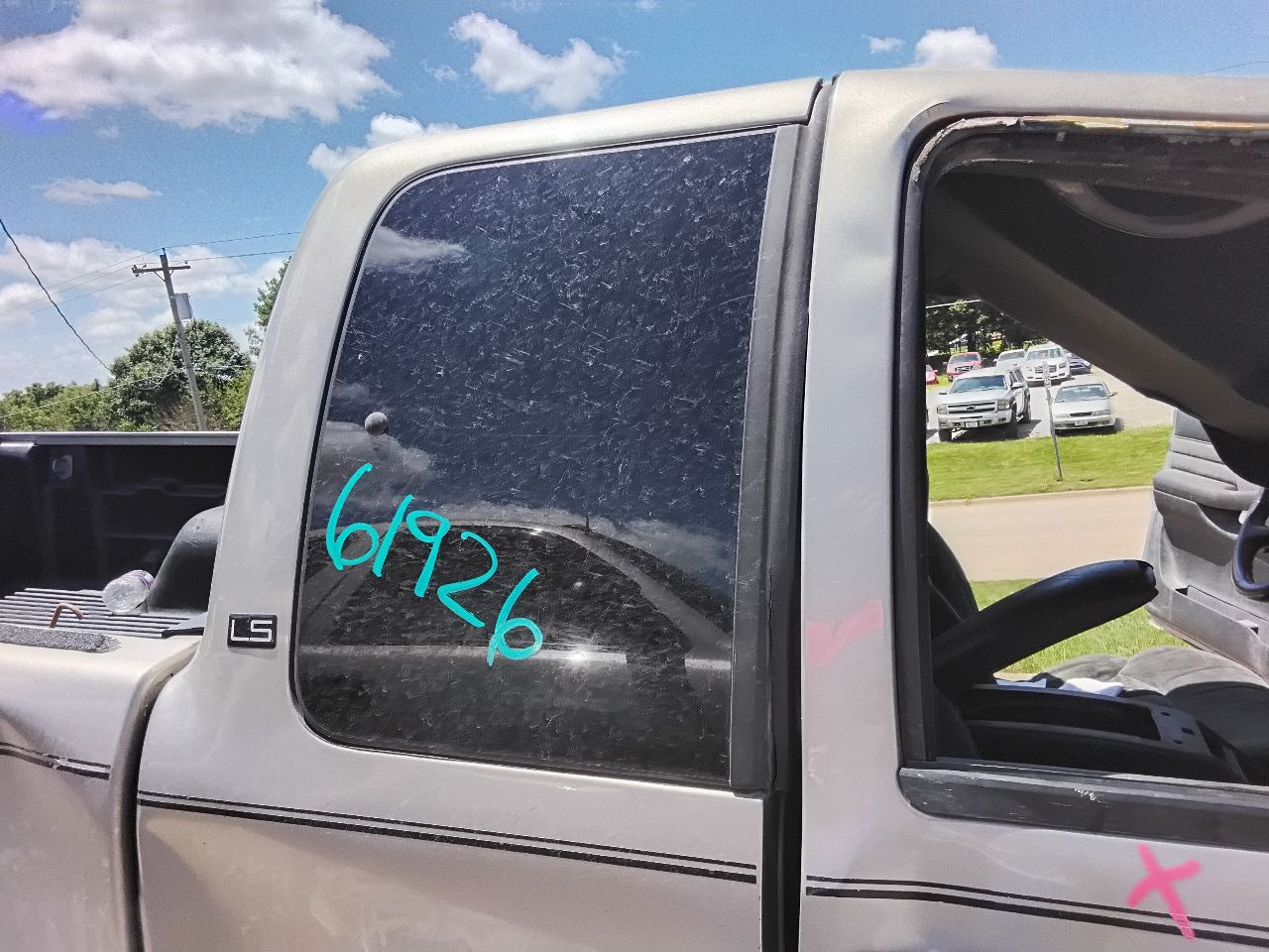 https://f005.backblazeb2.com/file/img-partshotlines-com/Inventory/MA472/Vehicle/29851_06.jpg