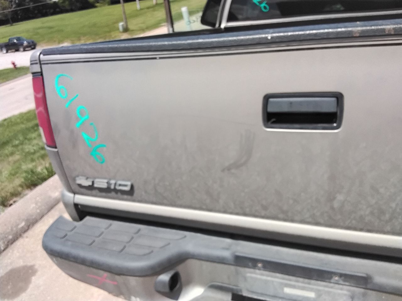 https://f005.backblazeb2.com/file/img-partshotlines-com/Inventory/MA472/Vehicle/29851_11.jpg