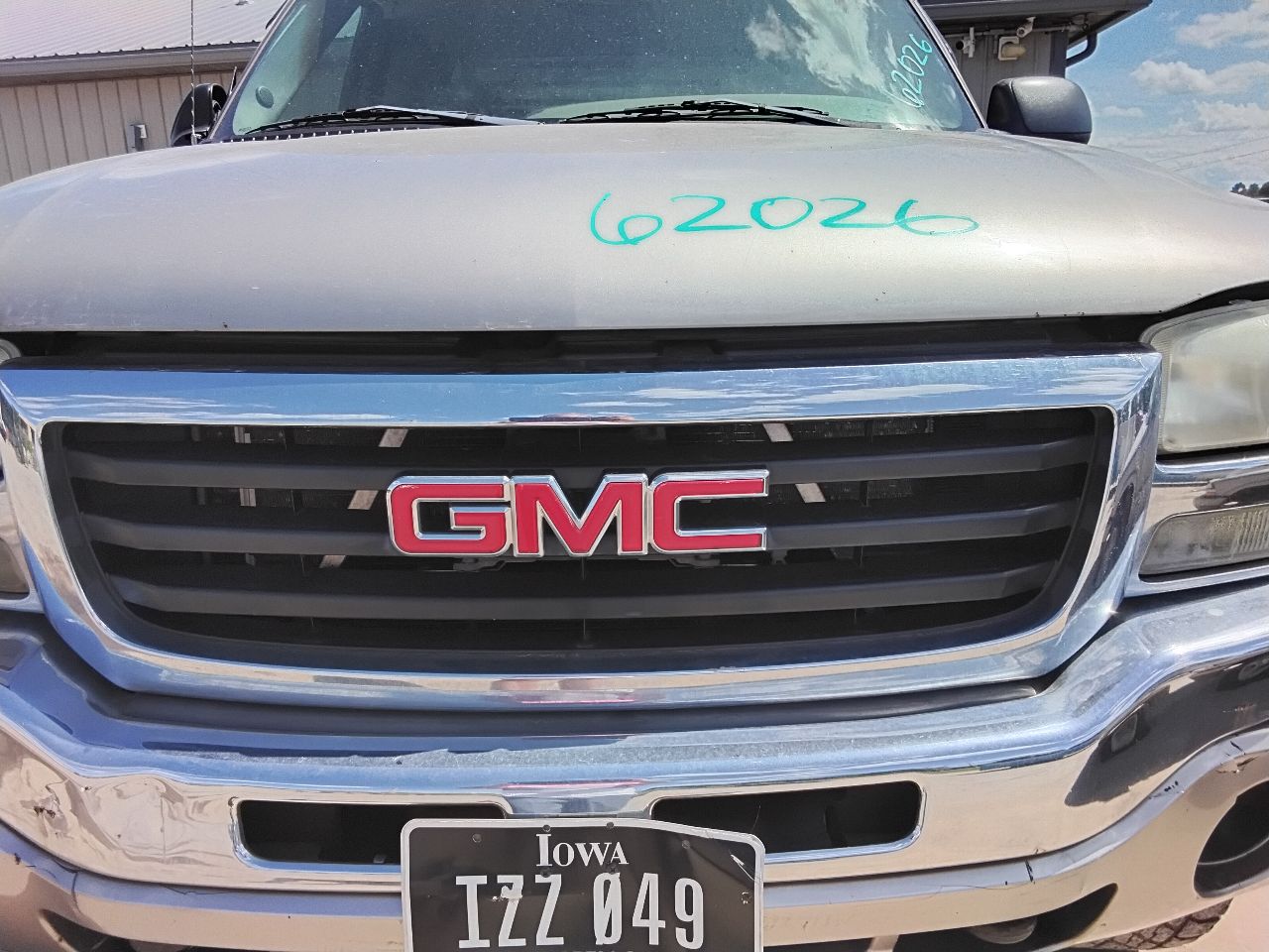 https://f005.backblazeb2.com/file/img-partshotlines-com/Inventory/MA472/Vehicle/29852_04.jpg