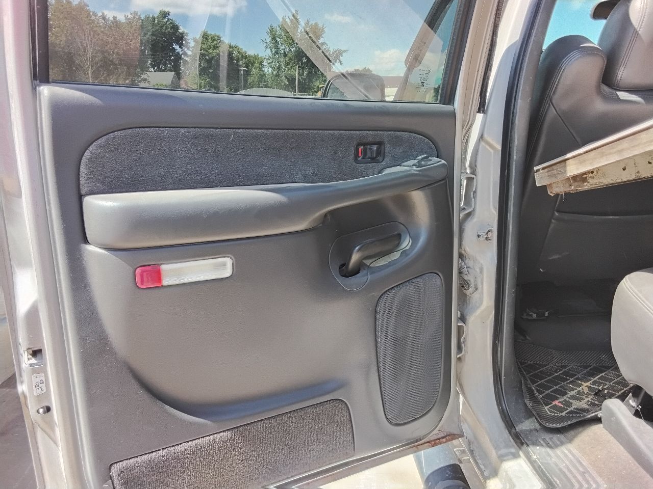 https://f005.backblazeb2.com/file/img-partshotlines-com/Inventory/MA472/Vehicle/29852_11.jpg