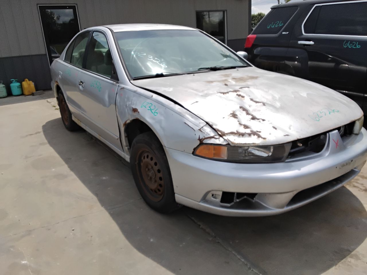 https://f005.backblazeb2.com/file/img-partshotlines-com/Inventory/MA472/Vehicle/29861_01.jpg