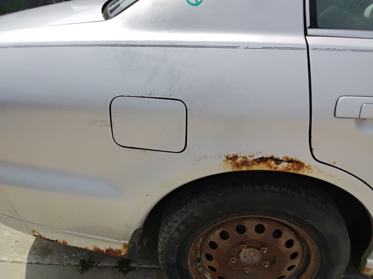 https://f005.backblazeb2.com/file/img-partshotlines-com/Inventory/MA472/Vehicle/29861_09.jpg