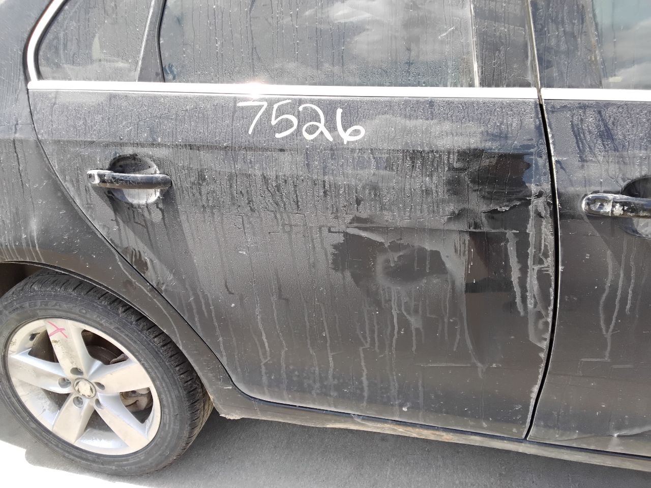 https://f005.backblazeb2.com/file/img-partshotlines-com/Inventory/MA472/Vehicle/29960_08.jpg