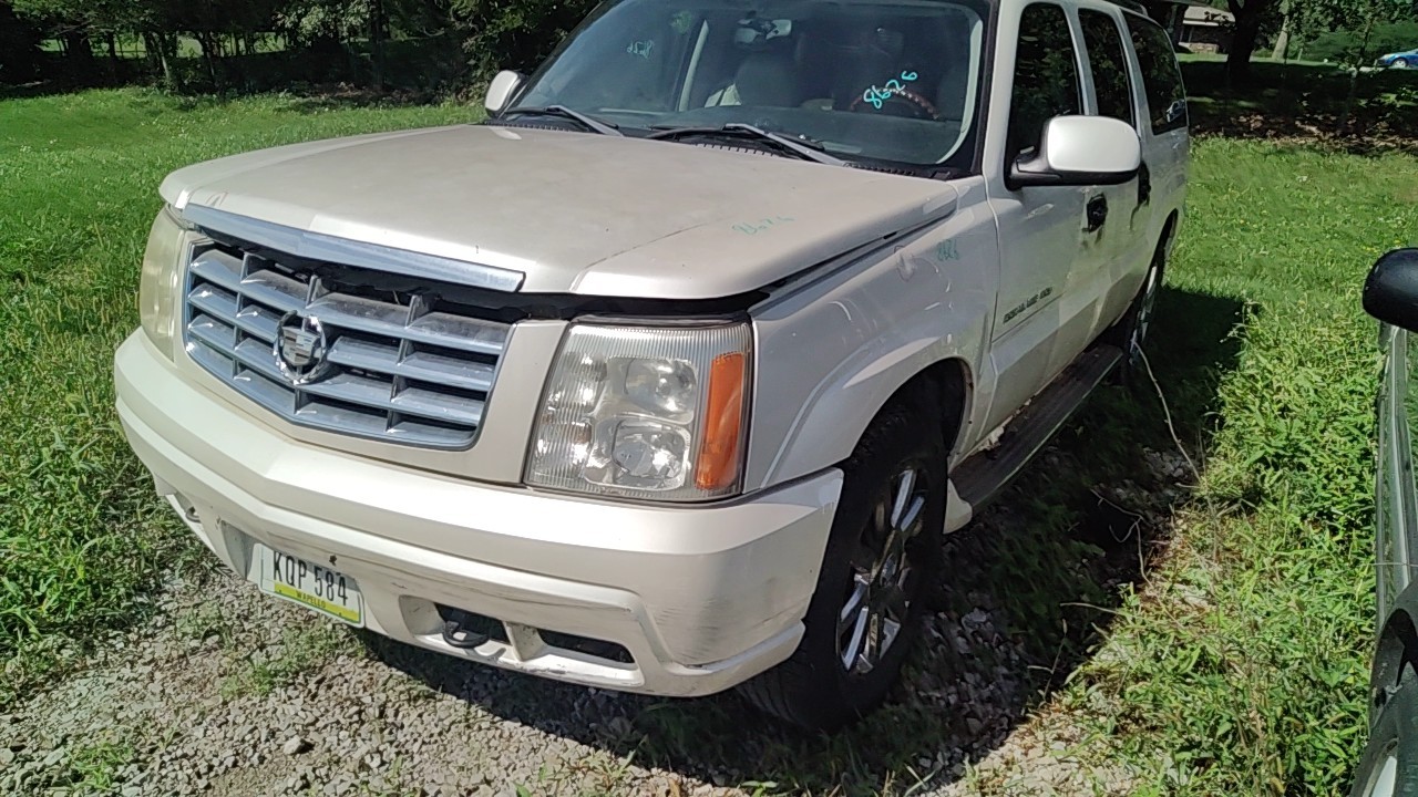 https://f005.backblazeb2.com/file/img-partshotlines-com/Inventory/MA472/Vehicle/30120_01.jpg