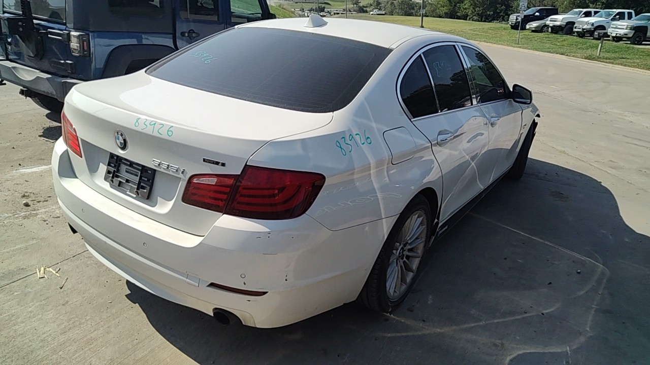 https://f005.backblazeb2.com/file/img-partshotlines-com/Inventory/MA472/Vehicle/30270_03.jpg