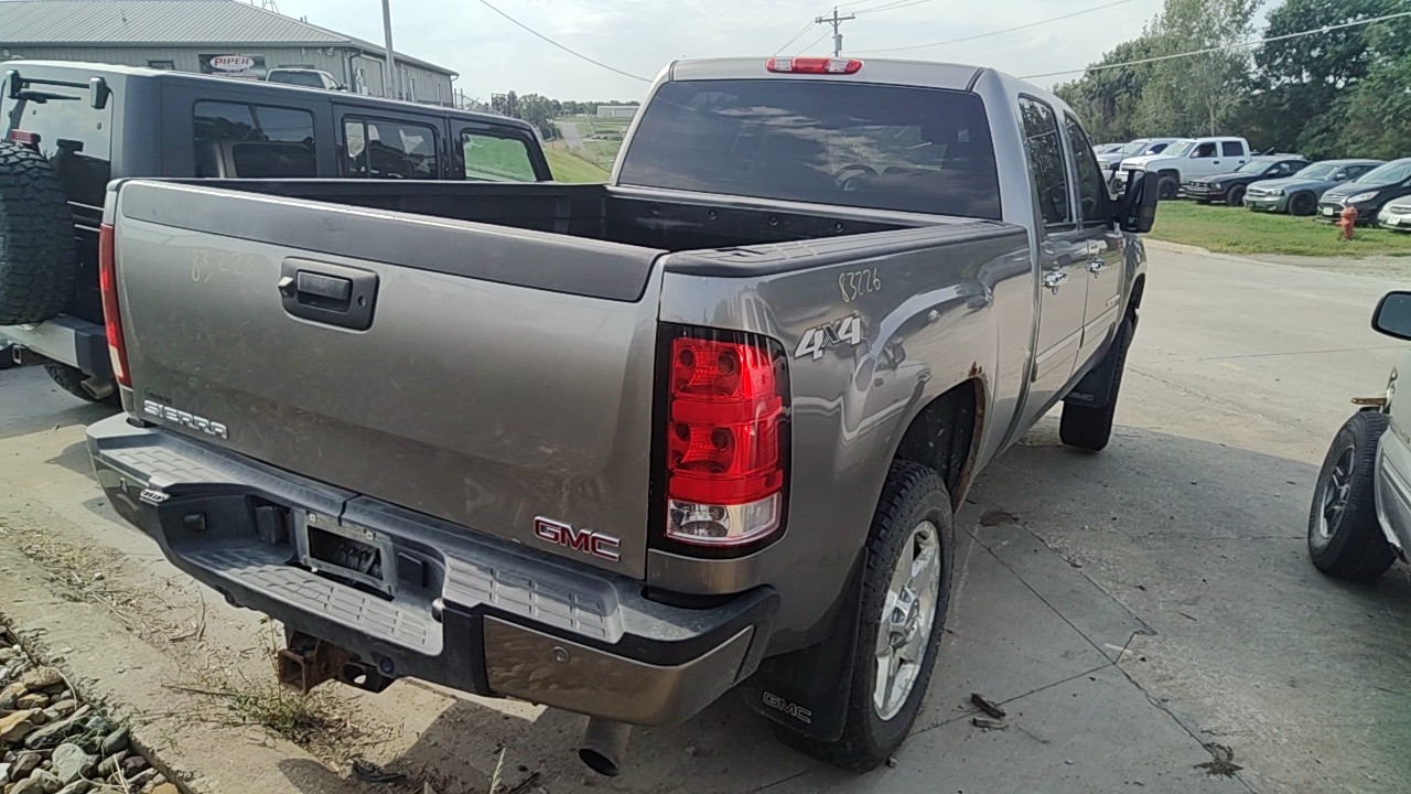 https://f005.backblazeb2.com/file/img-partshotlines-com/Inventory/MA472/Vehicle/30279_03.jpg