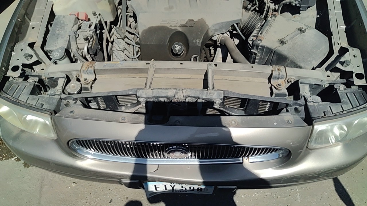 https://f005.backblazeb2.com/file/img-partshotlines-com/Inventory/MA472/Vehicle/30309_12.jpg