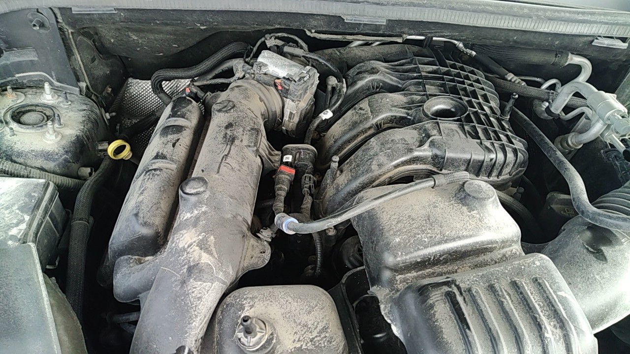 https://f005.backblazeb2.com/file/img-partshotlines-com/Inventory/MA472/Vehicle/30310_12.jpg