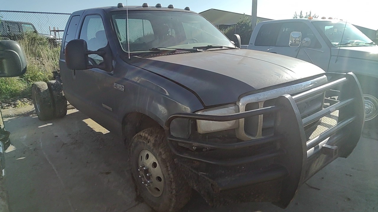 https://f005.backblazeb2.com/file/img-partshotlines-com/Inventory/MA472/Vehicle/30385_04.jpg