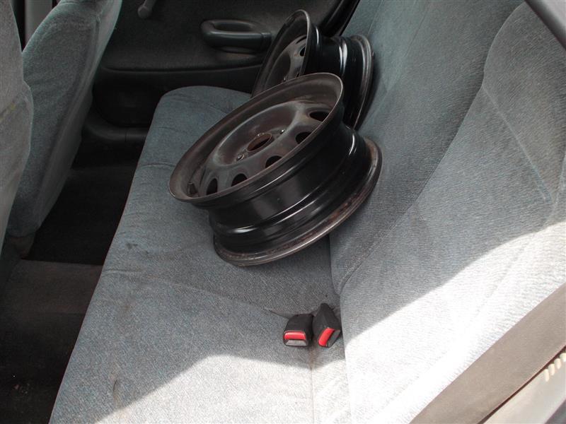 https://f005.backblazeb2.com/file/img-partshotlines-com/Inventory/MA472/Vehicle/3749_11.JPG