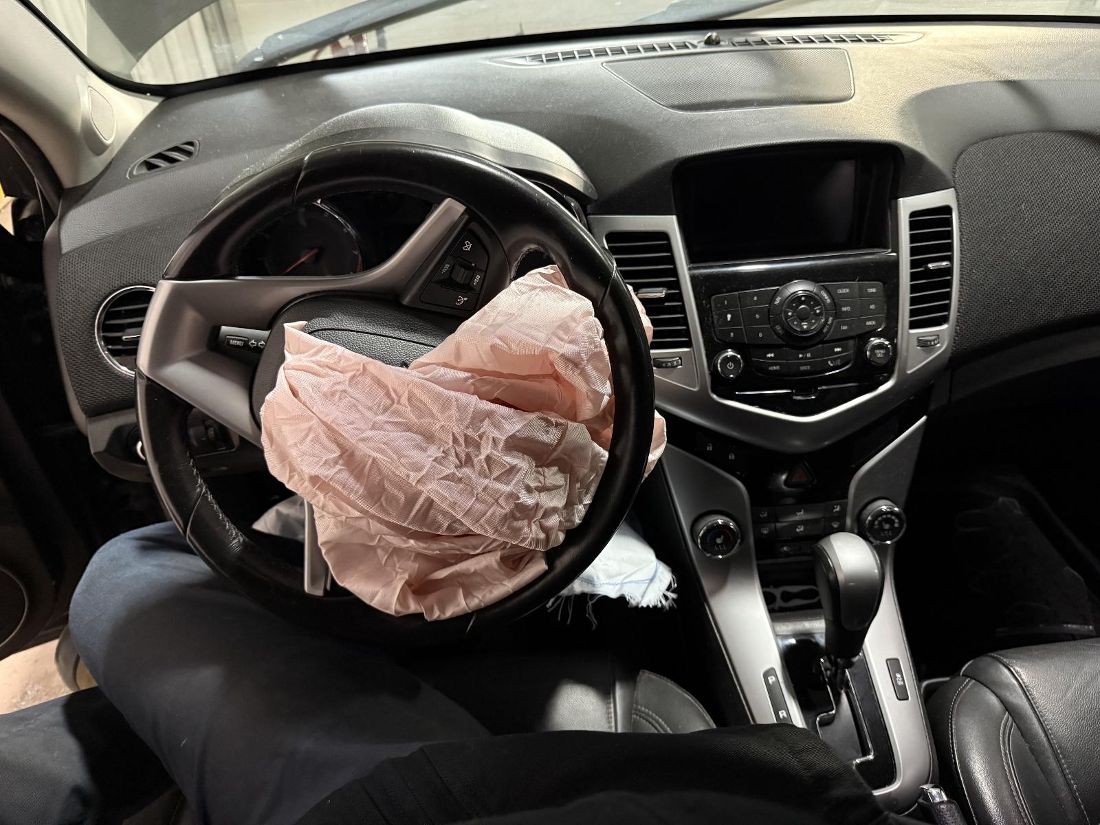 f/c/j/j/a/ea4c8a51-2c69-4ef9-9d9d-4517ec324f7a.jpeg