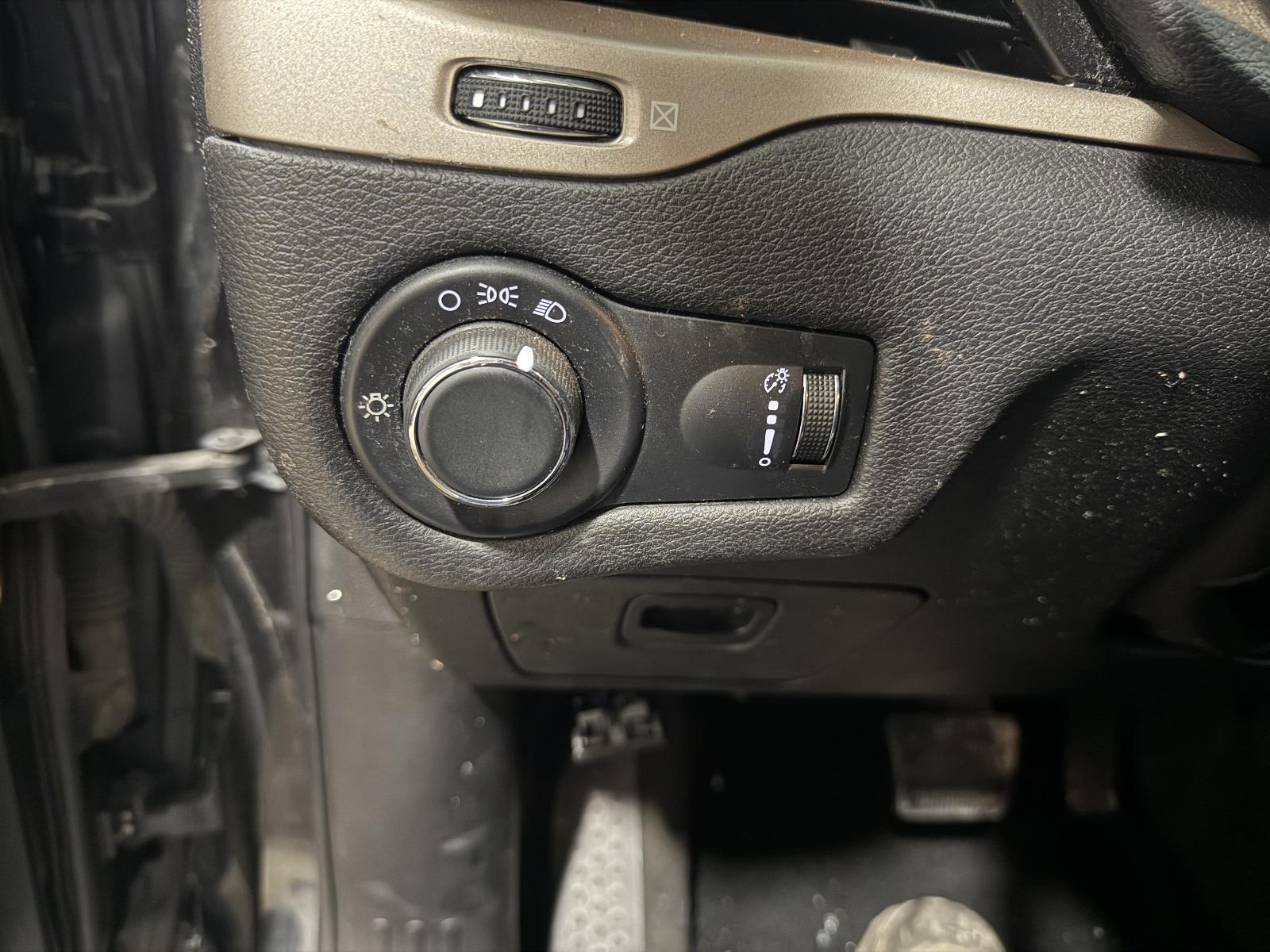 f/d/e/i/c/afaece6a-af7e-4370-bebc-fe853012d132.jpeg
