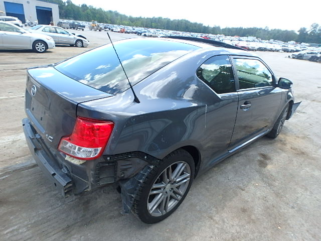 https://f005.backblazeb2.com/file/img-partshotlines-com/Inventory/MA528/Vehicle/29879_04.jpg