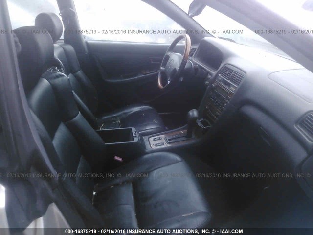 https://f005.backblazeb2.com/file/img-partshotlines-com/Inventory/MA528/Vehicle/31492_04.jpg