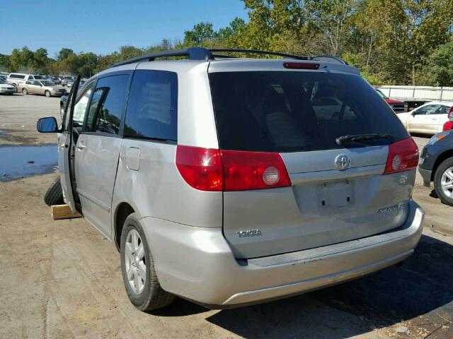 https://f005.backblazeb2.com/file/img-partshotlines-com/Inventory/MA528/Vehicle/33439_09.jpg