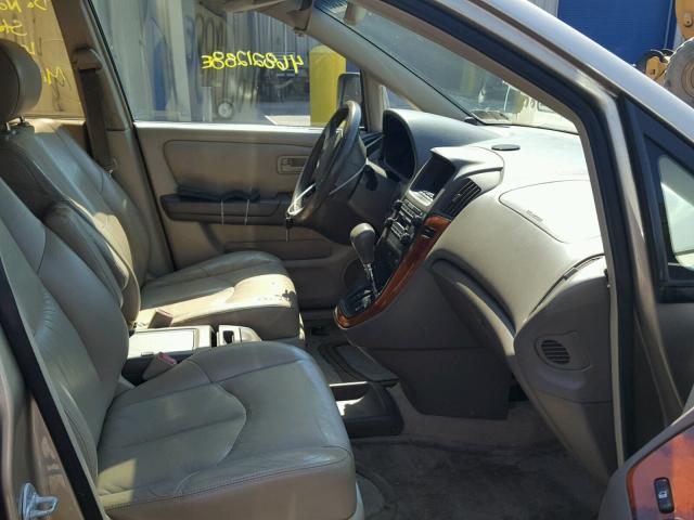 https://f005.backblazeb2.com/file/img-partshotlines-com/Inventory/MA528/Vehicle/39754_08.jpg
