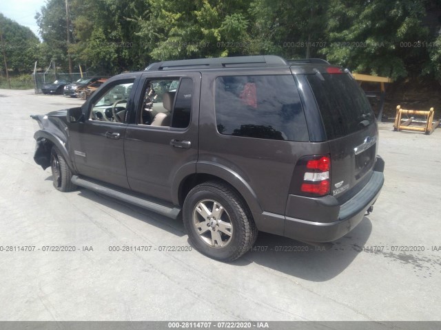 https://f005.backblazeb2.com/file/img-partshotlines-com/Inventory/MA528/Vehicle/45611_03.jpg