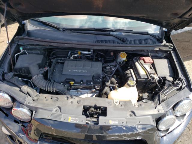 Vehicle/48917_04.jpg