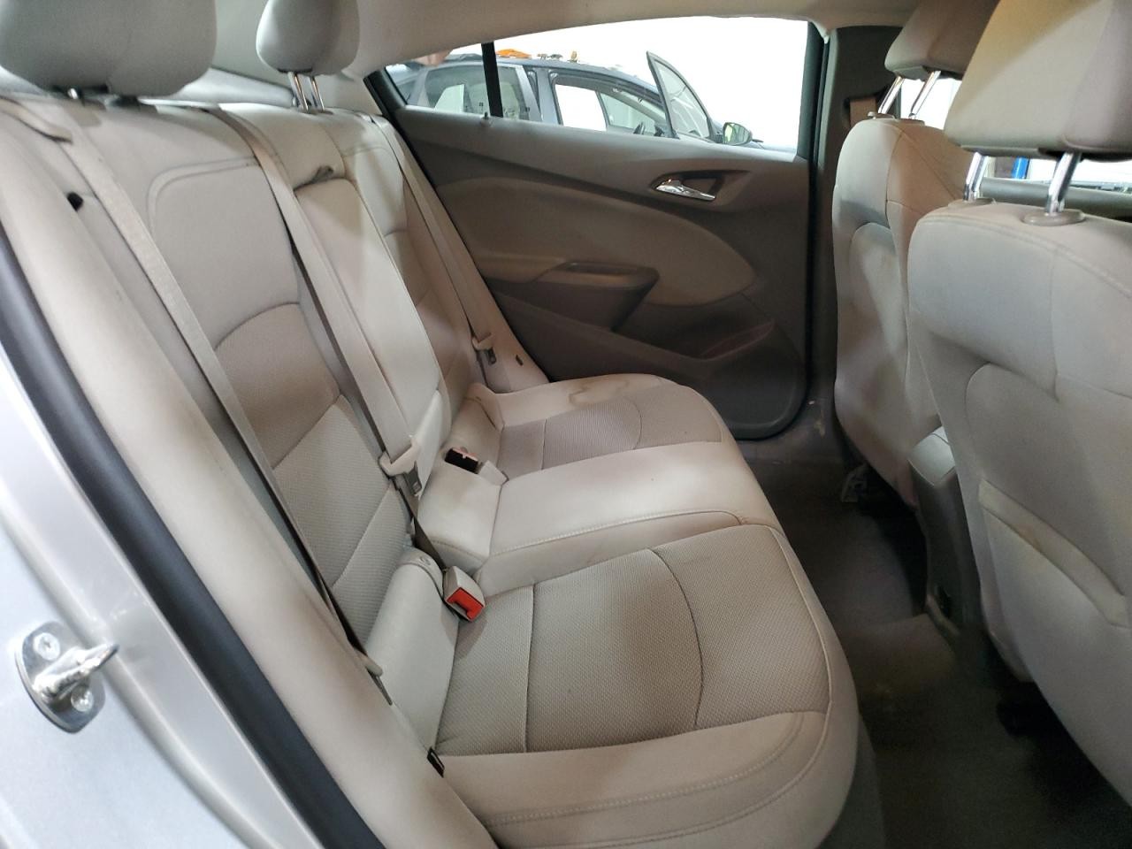 https://f005.backblazeb2.com/file/img-partshotlines-com/Inventory/MA528/Vehicle/65428_06.jpg