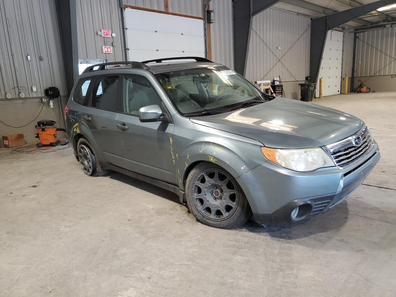 https://f005.backblazeb2.com/file/img-partshotlines-com/Inventory/MA528/Vehicle/65745_01.jpg